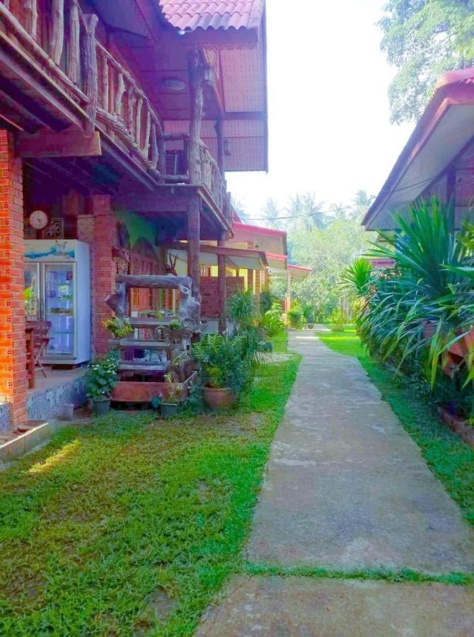 Coconut Corner Villa Ко Яо Ной Екстериор снимка
