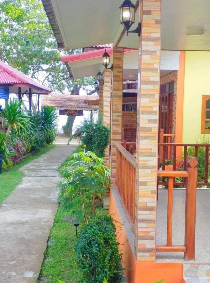 Coconut Corner Villa Ко Яо Ной Екстериор снимка