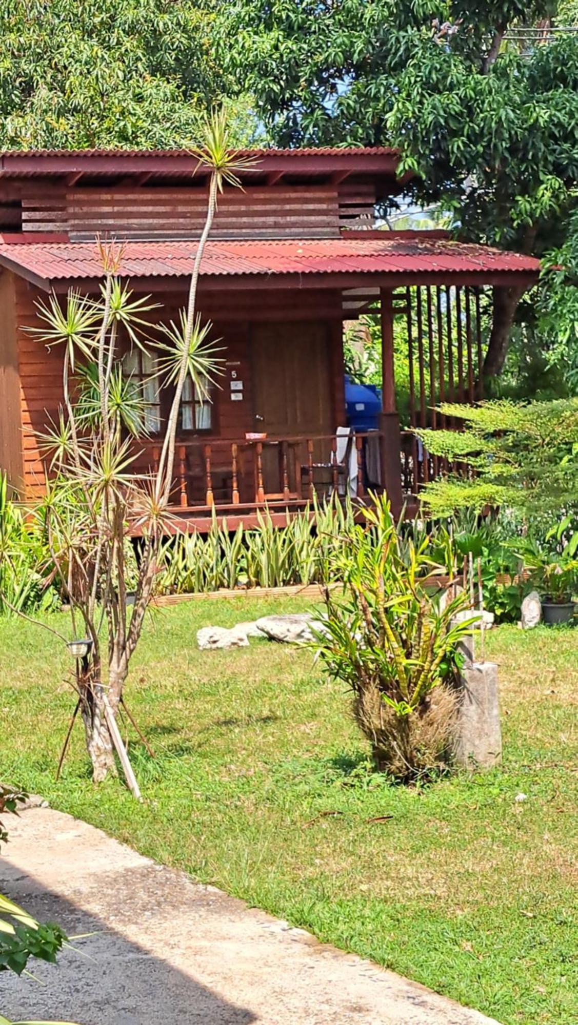 Coconut Corner Villa Ко Яо Ной Екстериор снимка