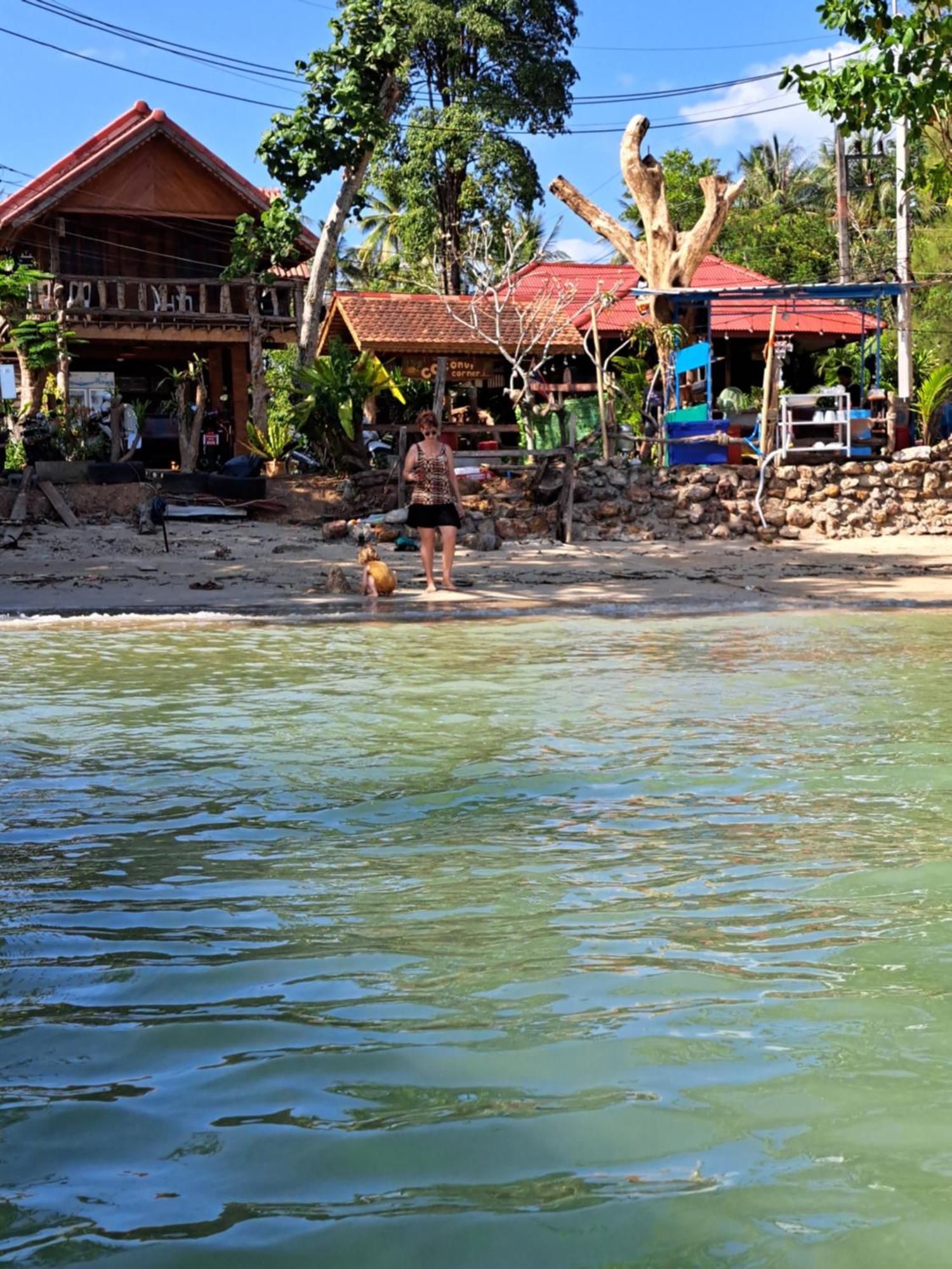 Coconut Corner Villa Ко Яо Ной Екстериор снимка